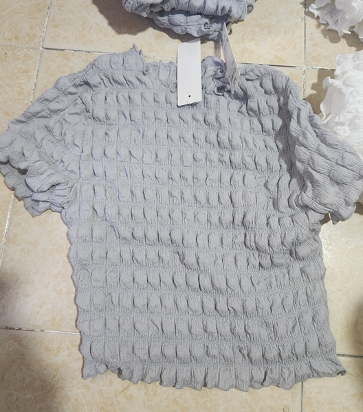Áo Nhúm Gu Màu Xám Size L - Chiếc