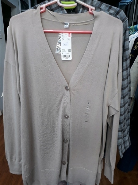 Áo chống nắng màu 30 Be Natural size S 2024